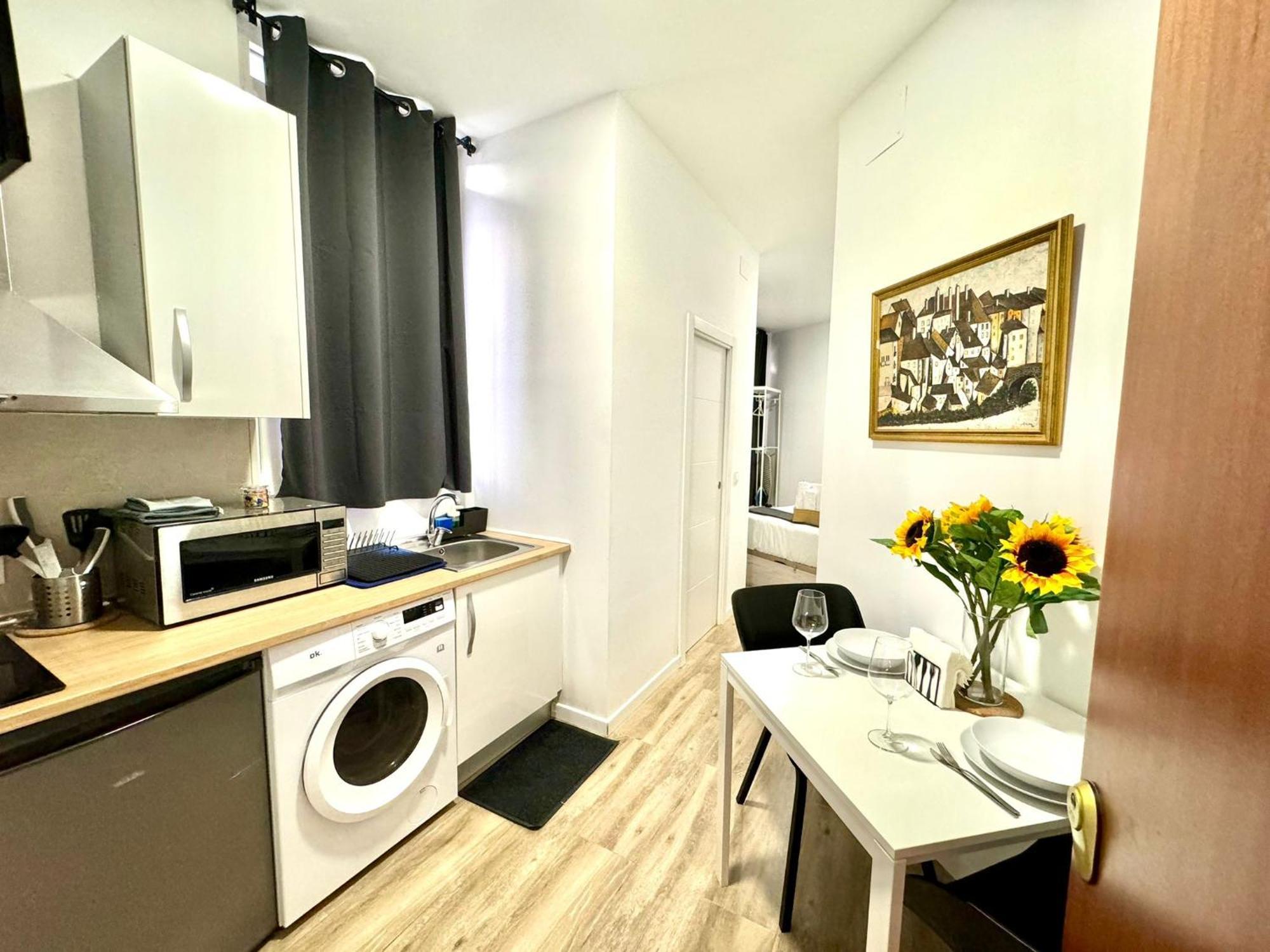 Apartamentos Madrid Connection - Universidad By Oshun Apartments Exteriör bild